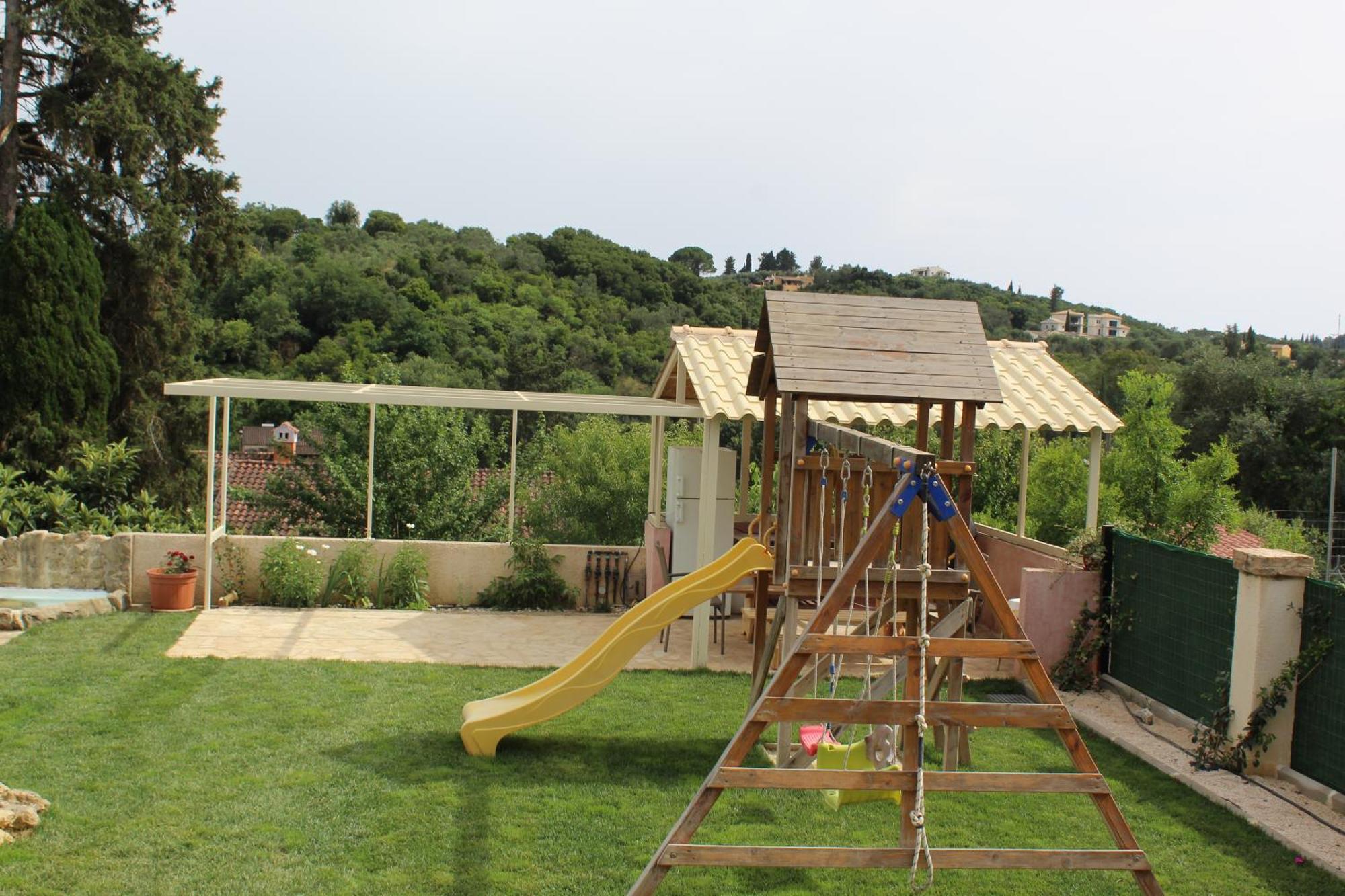 Villa A&m House & Playground Ágios Ioánnis