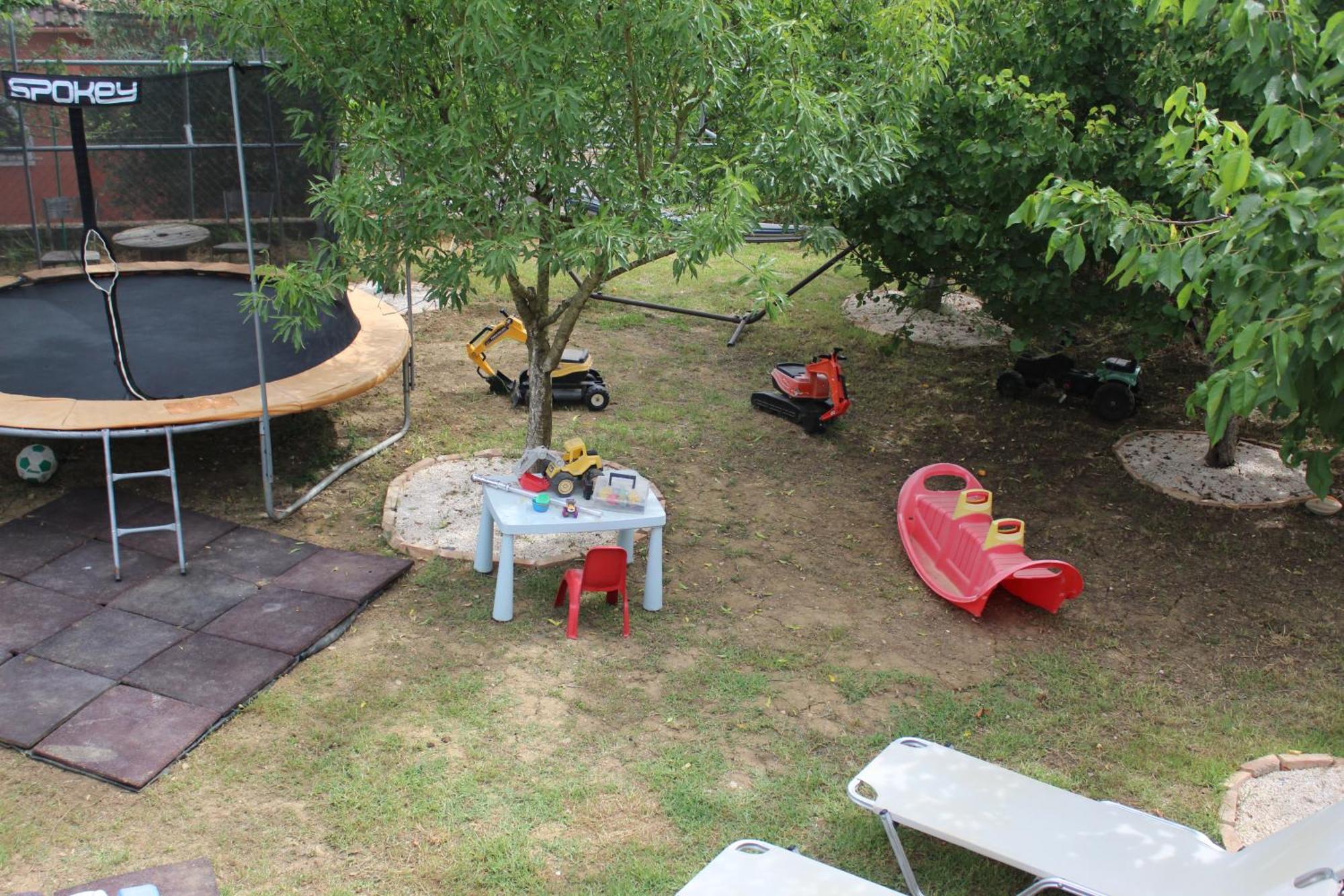A&m House & Playground Villa